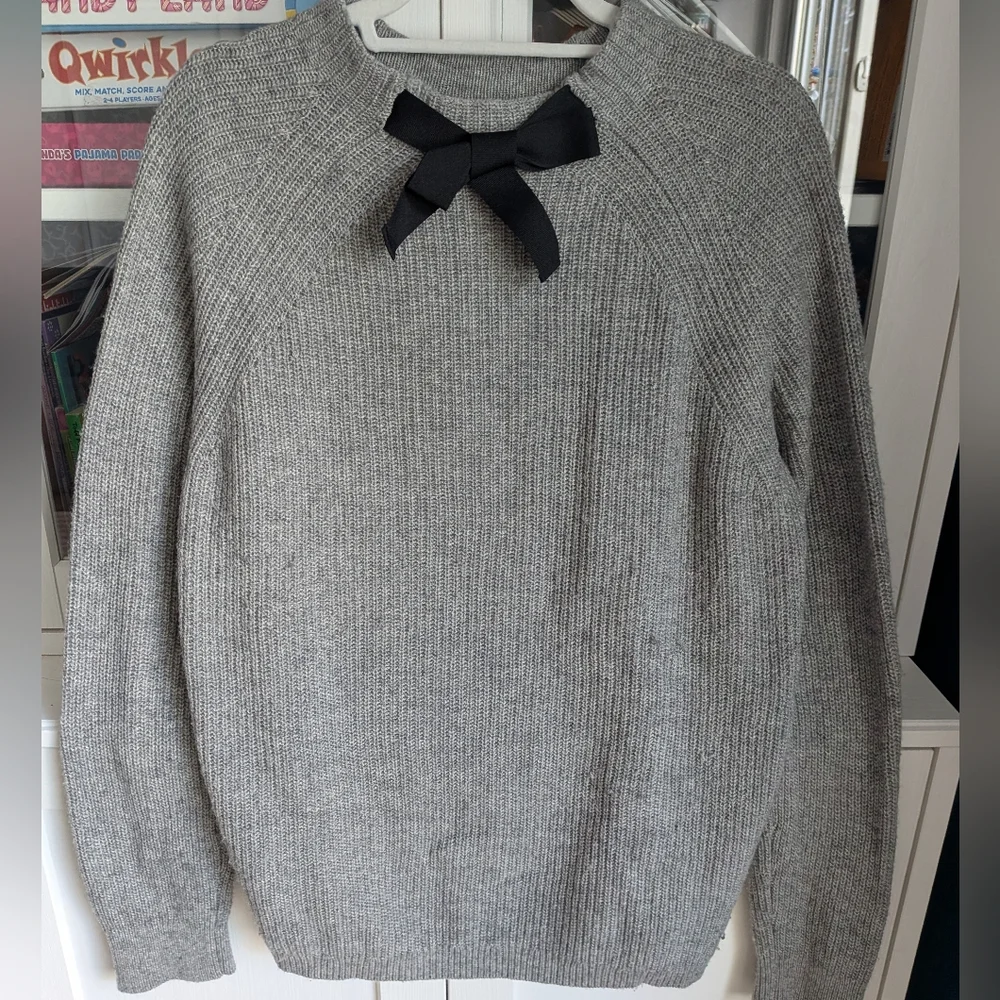 J. Crew Gray Ribbed Wool-Blend Sweater with Black Grosgrain Bow – Size XL